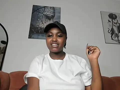 Snapshot of _nightnurse chatting on 09.23.25 nightnurse online show from 09.23.25