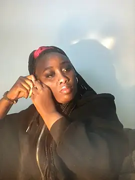 Lola kims online show from 08.05.26