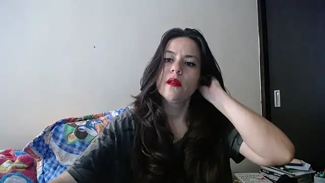 Snapshot of KAROLCANDY chatting on 12.05.25 KAROLCANDY online show from 12.05.25