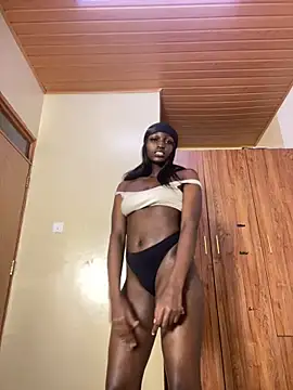 Curvixx online show from 10.07.25