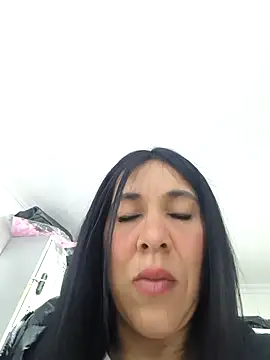 Snapshot of Camille_jhonson chatting on 10.31.25 Camille jhonson online show from 10.31.25