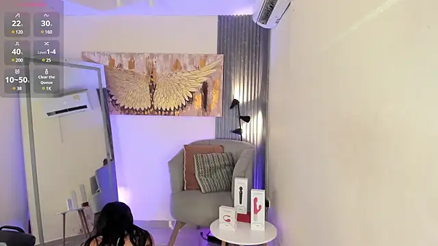 Snapshot of emma_alice_ chatting on 01.25.25 emma alice online show from 01.25.25