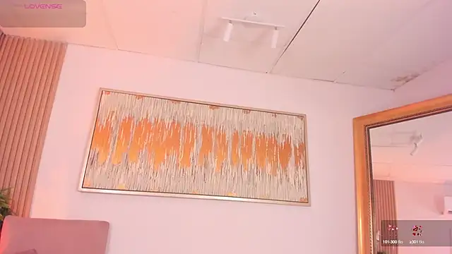 Snapshot of emma_alice_ chatting on 02.26.25 emma alice online show from 02.26.25