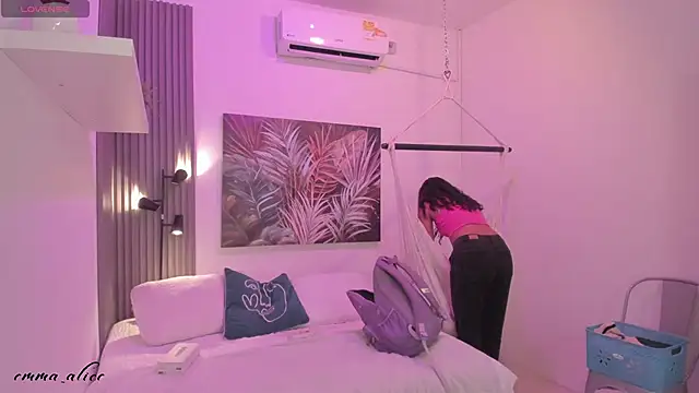 Snapshot of emma_alice_ chatting on 09.11.25 emma alice online show from 09.11.25