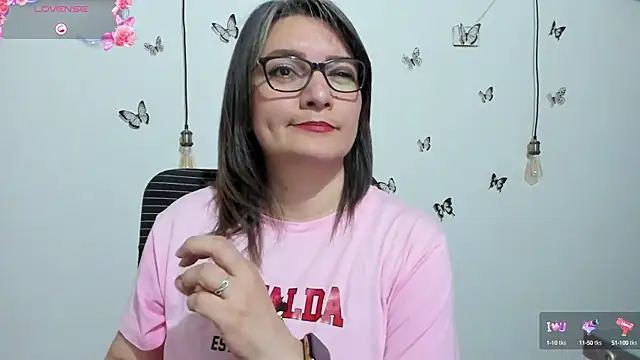 Snapshot of Amie_Adams82_ chatting on 09.24.25 Amie Adams82 online show from 09.24.25