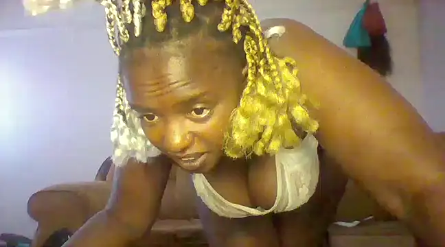 Snapshot of Nish_Darling_ chatting on 01.10.25 Nish Darling online show from 01.10.25