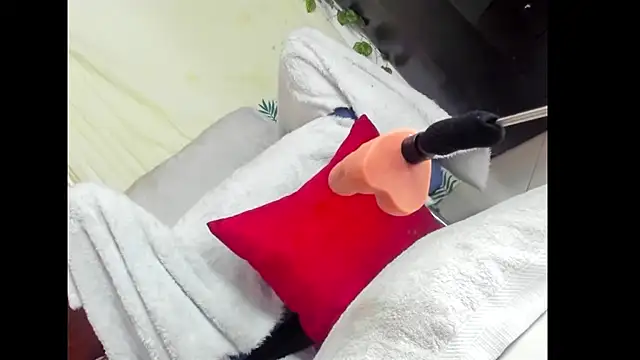 Snapshot of Dear_anne chatting on 02.04.26 Dear anne online show from 02.04.26