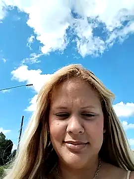 Snapshot of perolaar chatting on 03.21.25 perolaar online show from 03.21.25