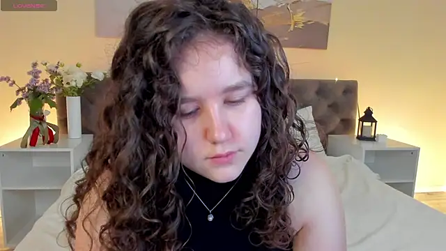 Ariella Sol online show from 06.15.26