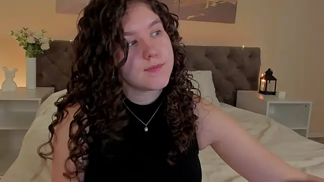 Snapshot of Ariella_Sol chatting on 07.03.26 Ariella Sol online show from 07.03.26