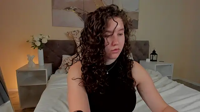 Snapshot of Ariella_Sol chatting on 08.03.26 Ariella Sol online show from 08.03.26