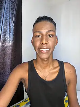 Snapshot of maiki18_ chatting on 03.31.26 maiki18 online show from 03.31.26