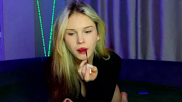 excited-kristi online show from 12.23.24