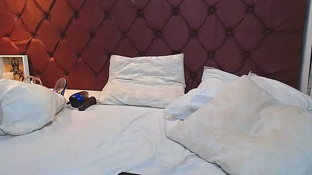 Snapshot of MariaJoseWalker chatting on 01.03.25 MariaJoseWalker online show from 01.03.25