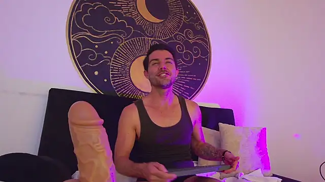 Snapshot of Adam_MillanFF chatting on 01.06.26 Adam MillanFF online show from 01.06.26