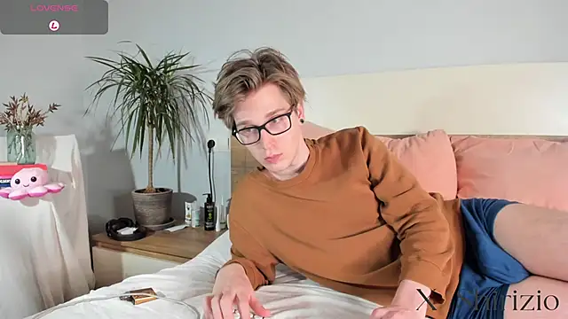 Shirizi online show from 02.28.25