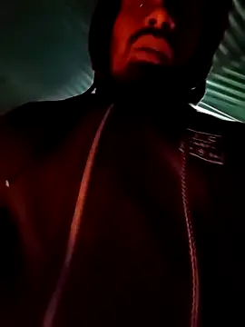 Snapshot of rayhan085 chatting on 12.16.24 rayhan085 online show from 12.16.24