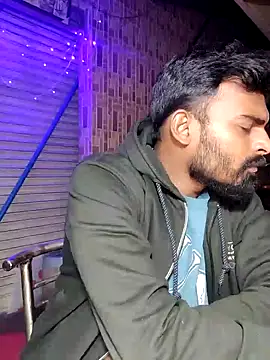 Snapshot of rayhan085 chatting on 01.12.25 rayhan085 online show from 01.12.25