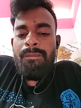 Snapshot of rayhan085 chatting on 02.22.25 rayhan085 online show from 02.22.25