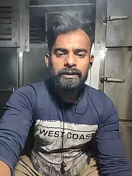 Snapshot of rayhan085 chatting on 03.05.25 rayhan085 online show from 03.05.25