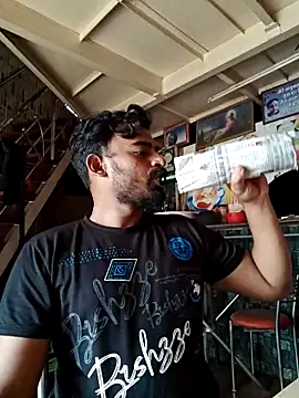 Snapshot of rayhan085 chatting on 09.16.25 rayhan085 online show from 09.16.25