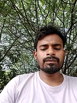 Snapshot of rayhan085 chatting on 11.03.25 rayhan085 online show from 11.03.25