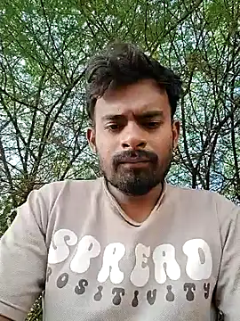 Snapshot of rayhan085 chatting on 11.08.25 rayhan085 online show from 11.08.25