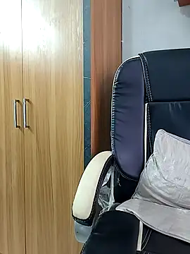 Snapshot of Lucifer_9 chatting on 01.26.25 Lucifer 9 online show from 01.26.25