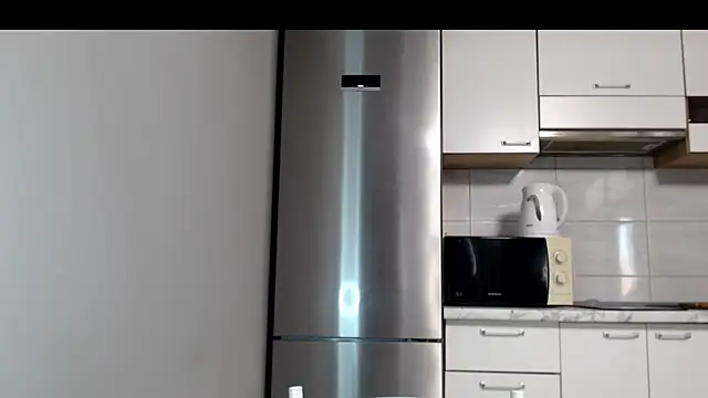 Snapshot of SierraSky_ chatting on 06.19.26 SierraSky online show from 06.19.26