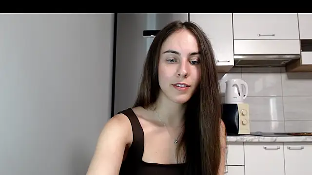 Snapshot of SierraSky_ chatting on 07.02.26 SierraSky online show from 07.02.26