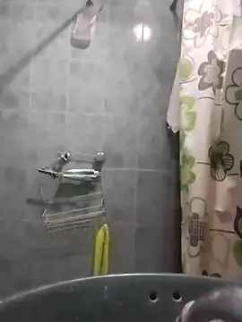 Snapshot of jperezofficial1 chatting on 12.12.24 jperezofficial1 online show from 12.12.24