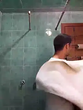 Snapshot of jperezofficial1 chatting on 03.08.25 jperezofficial1 online show from 03.08.25