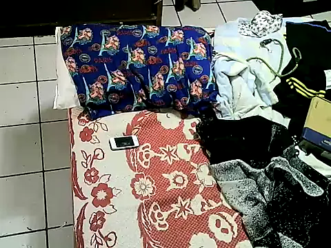 Snapshot of jperezofficial1 chatting on 09.08.25 jperezofficial1 online show from 09.08.25