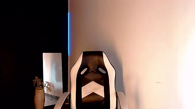 AdharaaMoon online show from 02.01.25