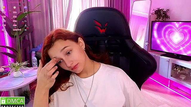 Snapshot of Sinty_Noria chatting on 08.04.26 Sinty Noria online show from 08.04.26
