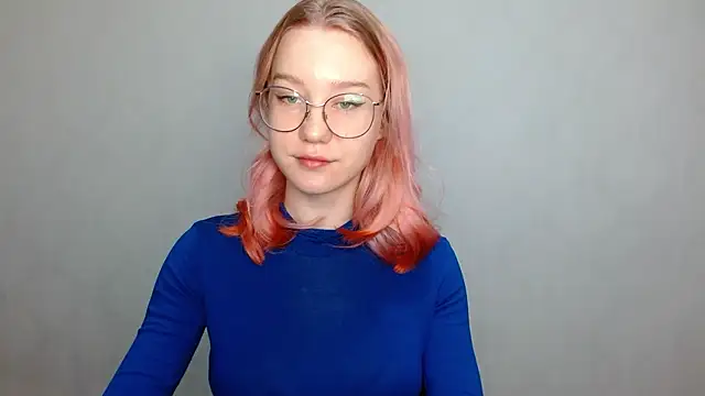 Snapshot of cindi_hot chatting on 12.07.24 cindi hot online show from 12.07.24