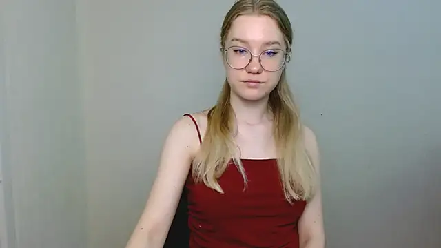 Snapshot of cindi_hot chatting on 03.21.26 cindi hot online show from 03.21.26