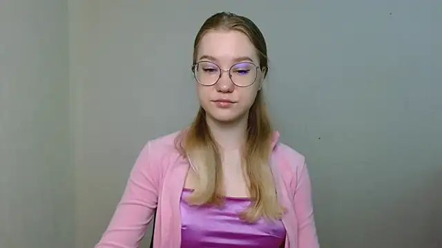 Snapshot of cindi_hot chatting on 03.30.26 cindi hot online show from 03.30.26