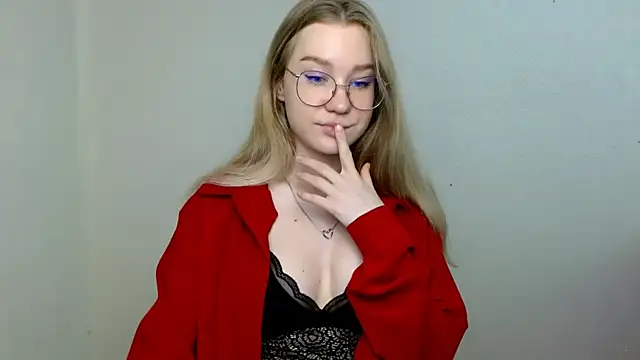 Snapshot of cindi_hot chatting on 06.07.26 cindi hot online show from 06.07.26