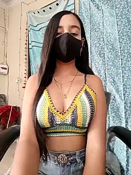 Parinaaz18 online show from 02.04.25