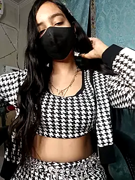 Parinaaz18 online show from 12.20.25