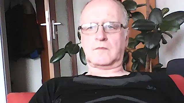 Milkasahne64 online show from 03.13.26