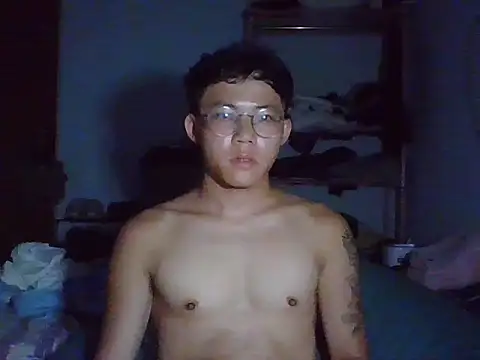 Snapshot of ZHIIz chatting on 10.09.25 ZHIIz online show from 10.09.25