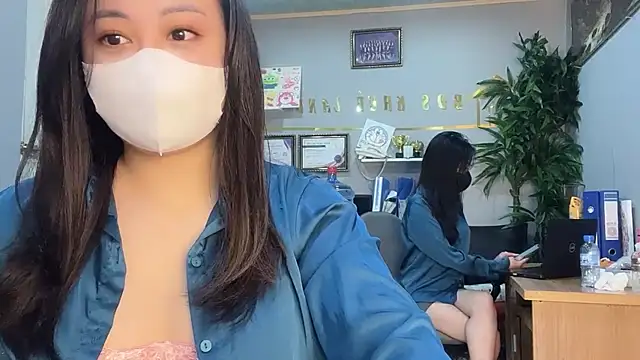 Bamboo Swetie online show from 12.15.24