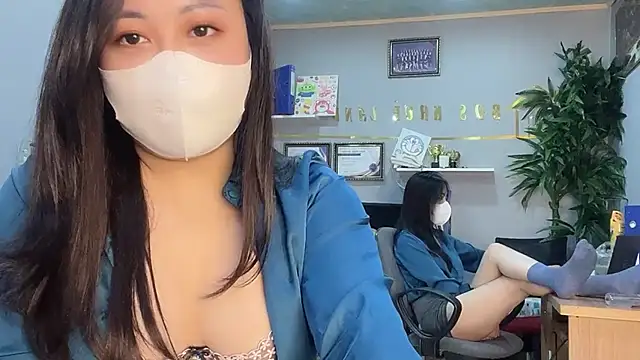 Bamboo Swetie online show from 12.18.24