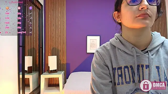 Snapshot of alina_martinelli chatting on 12.22.24 alina martinelli online show from 12.22.24