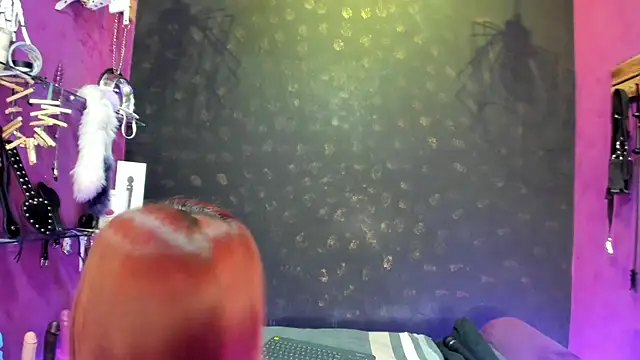 Alexa Slave online show from 03.22.25