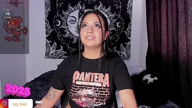 Snapshot of soy_lui_ chatting on 01.10.25 soy lui online show from 01.10.25