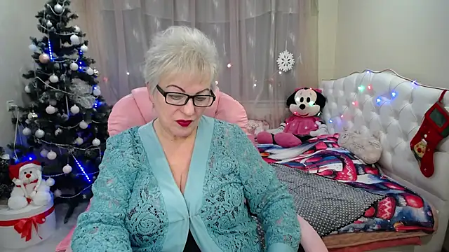 KayleSmoll online show from 01.15.25