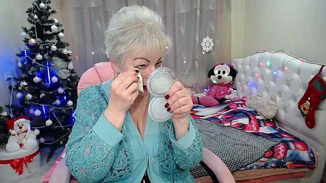 KayleSmoll online show from 01.15.25